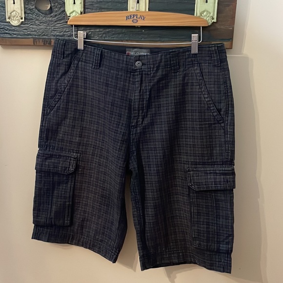 2/$18 BC Clothing Grey and Black Plaid Cargo Shorts Size 36 - Picture 4 of 12
